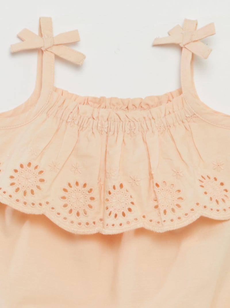 Macacão curto com bordado inglês BEGE - Kiabi