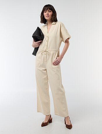 Macacão de ganga com mangas curtas