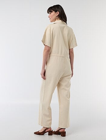 Macacão de ganga com mangas curtas