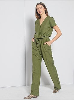 Macacão em viscose e linho - Kiabi