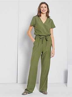 Macacão em viscose e linho - Kiabi