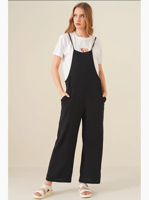 Macacão relaxed fit de perna larga com decote quadrado bdart - Kiabi Macacão relaxed fit de perna larga com decote quadrado bdart - Kiabi