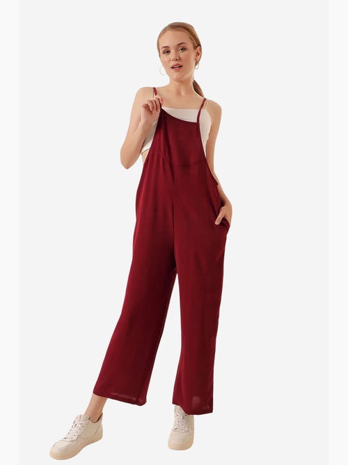 Macacão relaxed fit de perna larga com decote quadrado bdart - Kiabi Macacão relaxed fit de perna larga com decote quadrado bdart - Kiabi
