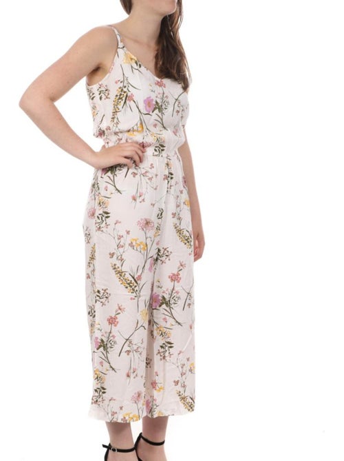 Macacão Vero Moda 7/8 Branco com Padrão Floral para Mulher - Kiabi Macacão Vero Moda 7/8 Branco com Padrão Floral para Mulher - Kiabi