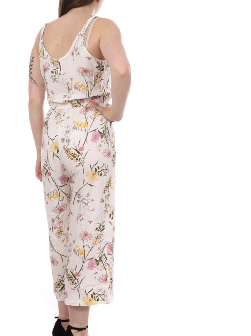 Macacão Vero Moda 7/8 Branco com Padrão Floral para Mulher Branco - Kiabi