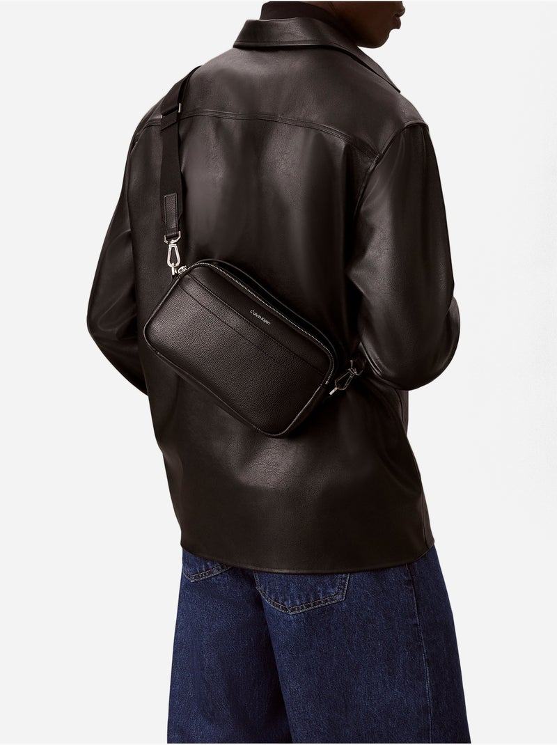 Mala a tiracolo - calvin klein Preto - Kiabi