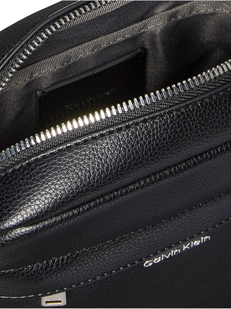 Mala a tiracolo - calvin klein Preto - Kiabi