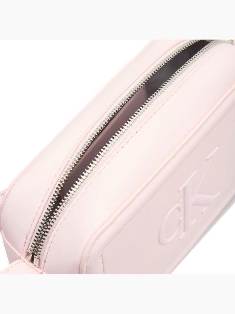 Mala a Tiracolo Rosa para Mulher Calvin Klein Jeans Bold Ck Camera Rosa - Kiabi