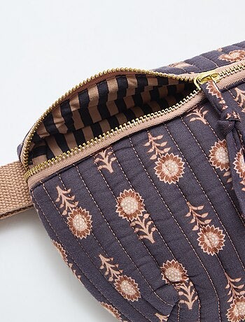 Mala de cintura com estampado fantasia