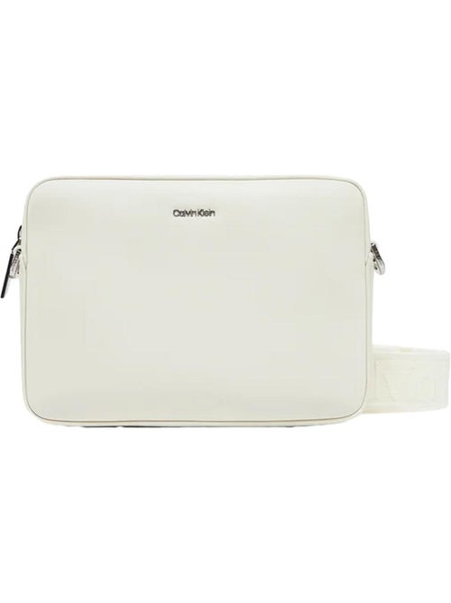 Mala de Senhora Branca Calvin Klein Jeans Must - Kiabi Mala de Senhora Branca Calvin Klein Jeans Must - Kiabi