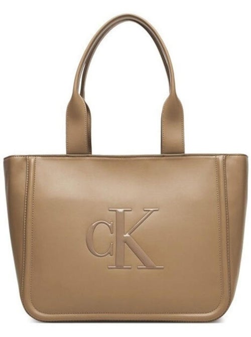 Mala Tote Média Calvin Klein Jeans Bold Bege para Mulher - Kiabi Mala Tote Média Calvin Klein Jeans Bold Bege para Mulher - Kiabi