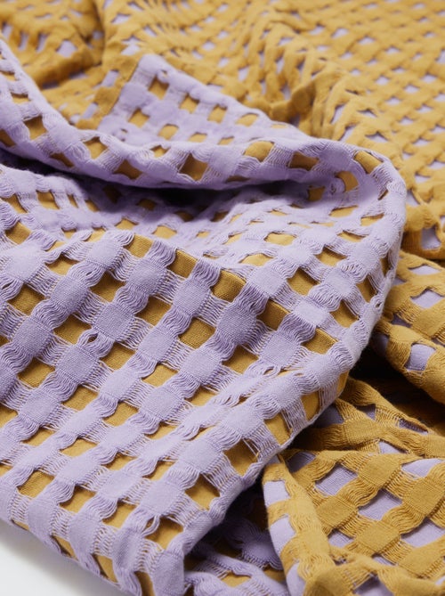 Manta bicolor com design em relevo (180 x 200 cm) - Kiabi