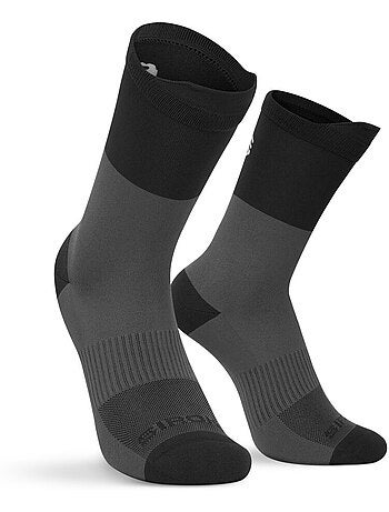 Meias de cano alto para trail running