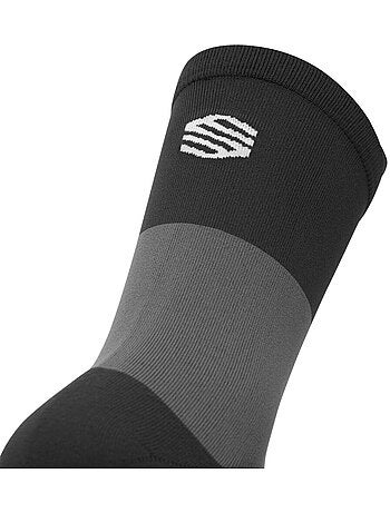 Meias de cano alto para trail running