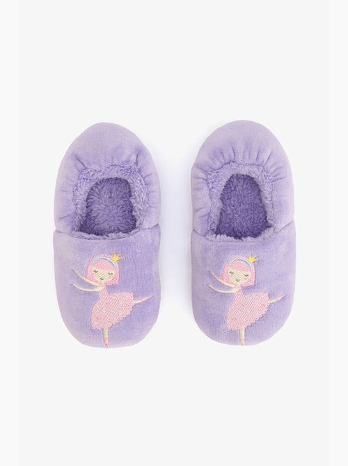 Meias pantufa menina com estampa de bailarina e bordado penti - Kiabi Meias pantufa menina com estampa de bailarina e bordado penti - Kiabi