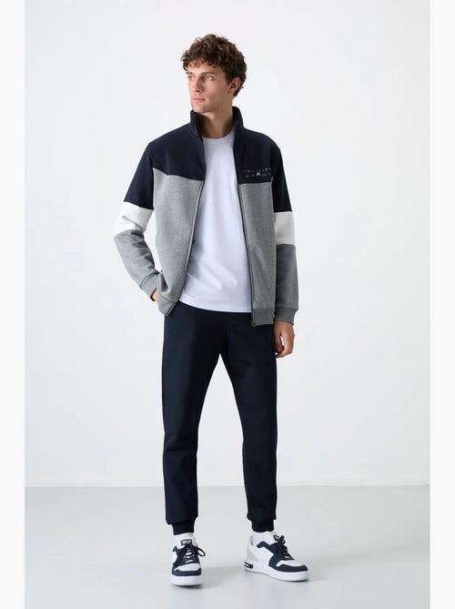 Men's conjunto de sweatshirt com fecho e calças color block tommy - Kiabi Men's conjunto de sweatshirt com fecho e calças color block tommy - Kiabi