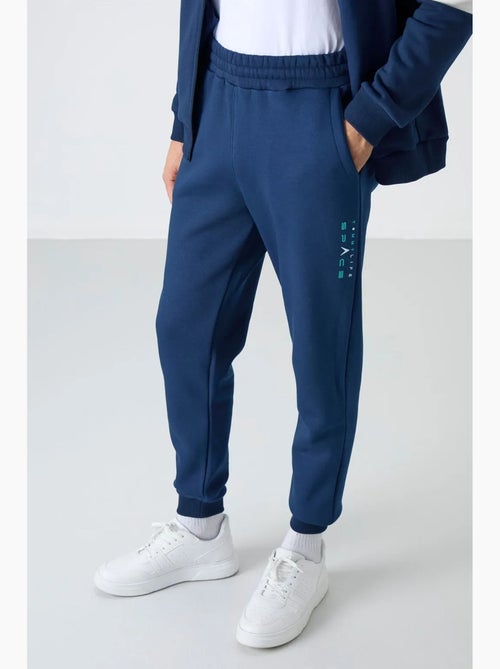 Men's conjunto de sweatshirt com fecho e calças color block tommy - Kiabi Men's conjunto de sweatshirt com fecho e calças color block tommy - Kiabi