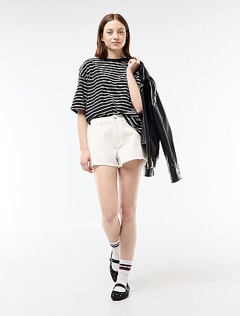 Mini-short em sarja