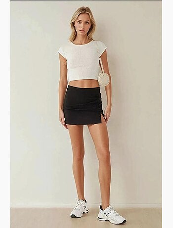 Mini skort com detalhe drapeado hiccup