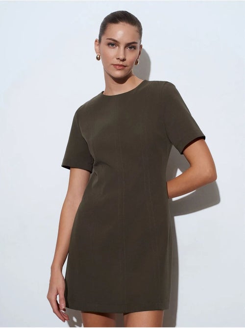 Mini vestido direito com fecho de correr dilvin - Kiabi Mini vestido direito com fecho de correr dilvin - Kiabi