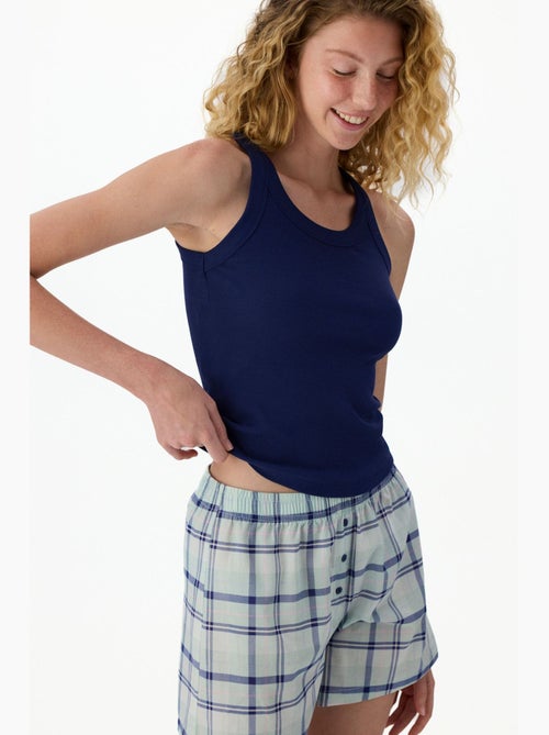 Mira conjunto de pijama curto aos quadrados penti - Kiabi Mira conjunto de pijama curto aos quadrados penti - Kiabi