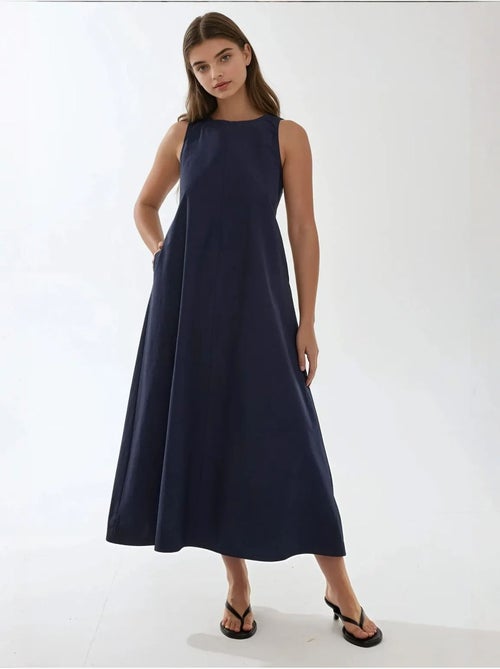 Mixray collection vestido maxi em a com decote redondo e sem mangas hiccup - Kiabi Mixray collection vestido maxi em a com decote redondo e sem mangas hiccup - Kiabi