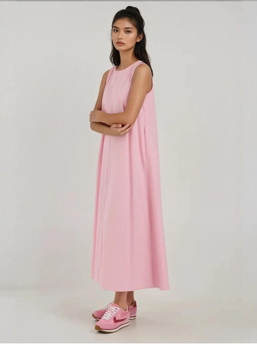 Mixray collection vestido maxi em a com decote redondo e sem mangas hiccup - Kiabi Mixray collection vestido maxi em a com decote redondo e sem mangas hiccup - Kiabi