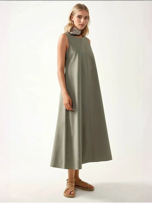 Mixray collection vestido maxi em a com decote redondo e sem mangas hiccup - Kiabi Mixray collection vestido maxi em a com decote redondo e sem mangas hiccup - Kiabi