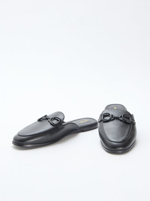 Mocassim detalhado com corrente - Kiabi