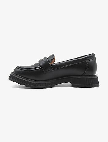 Mocassins alça cruzada