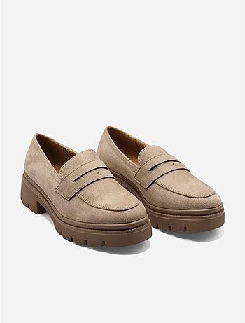 Mocassins alça cruzada