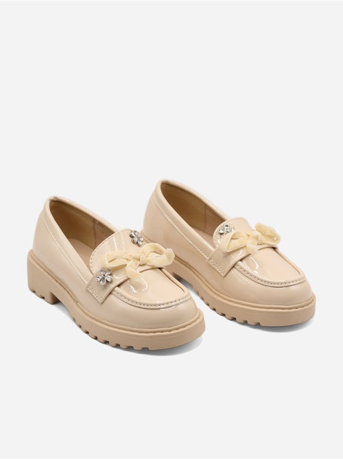 Mocassins com acabamento brilhante - Kiabi