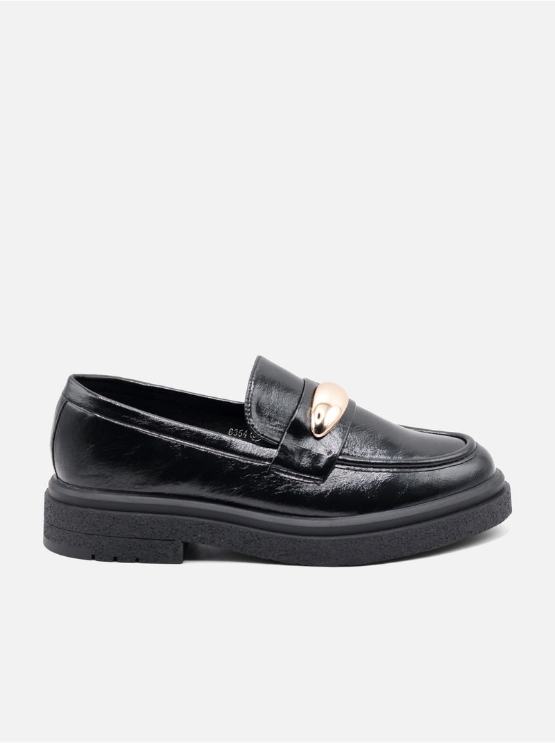 Mocassins com acabamento brilhante Preto - Kiabi