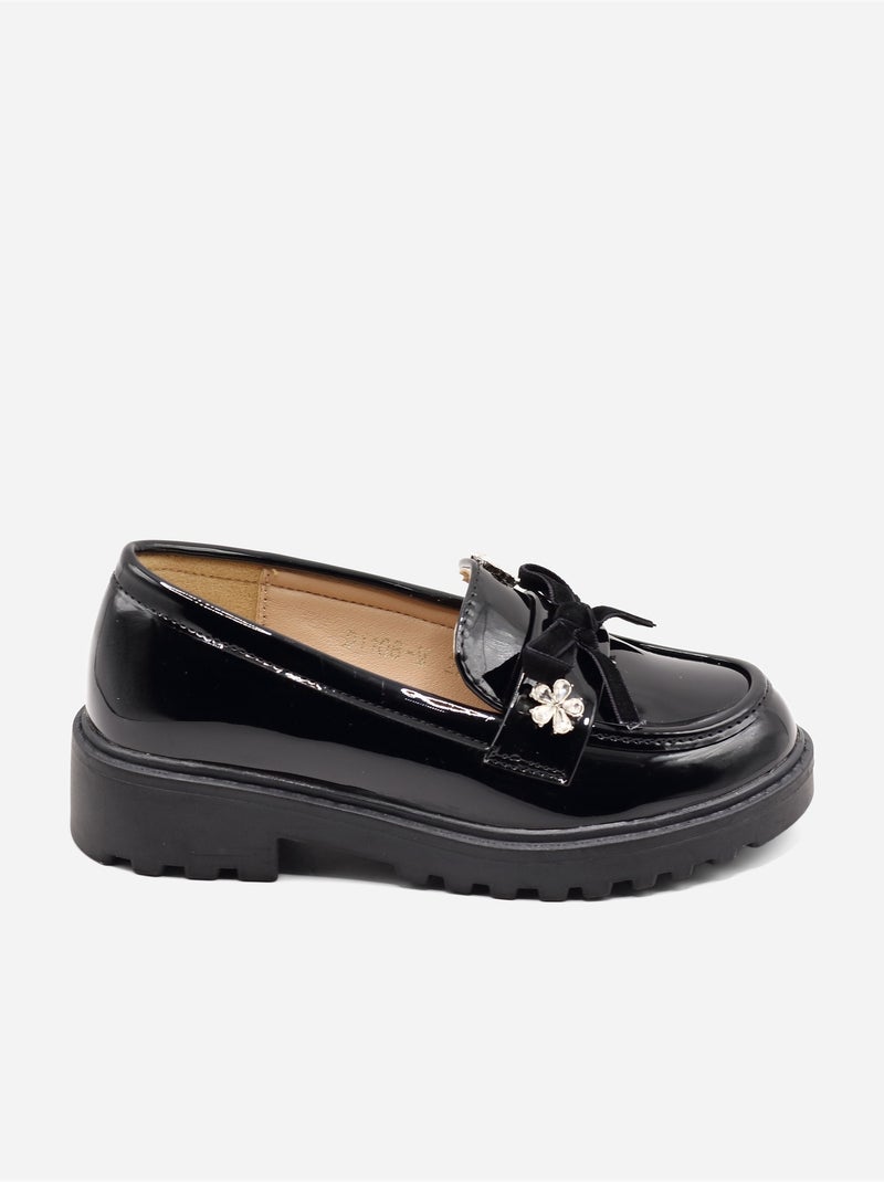 Mocassins com acabamento brilhante Preto - Kiabi