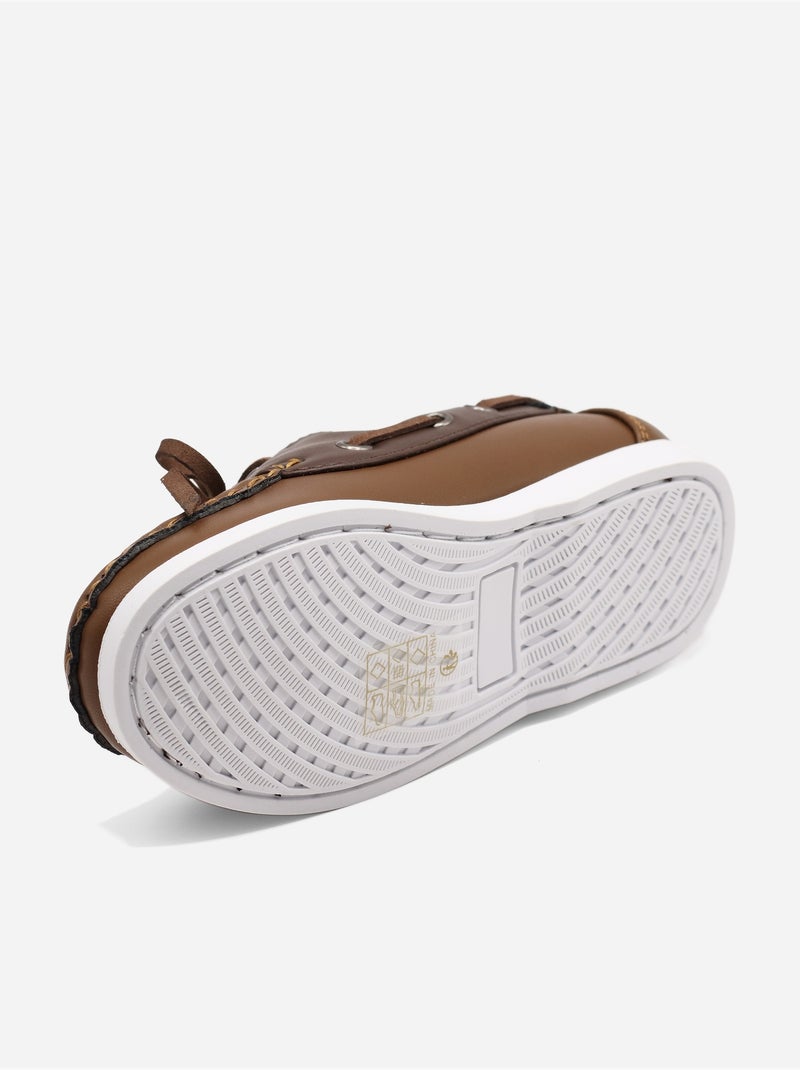 Mocassins com atacadores Camelo - Kiabi