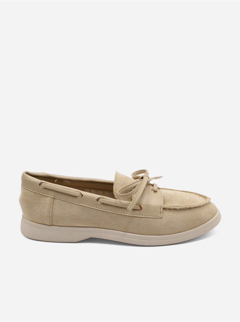 Mocassins com atacadores Creme - Kiabi