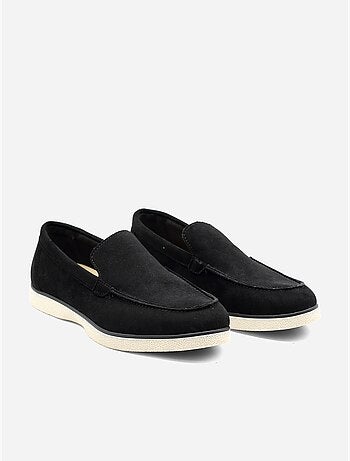 Mocassins com efeito de camurça