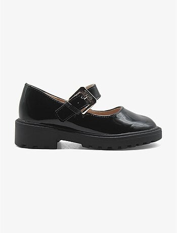 Mocassins com fivela
