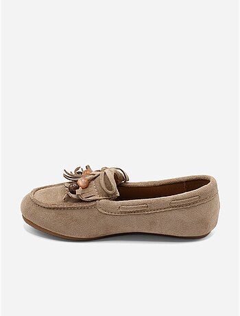 Mocassins com franjas