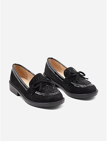Mocassins com laços