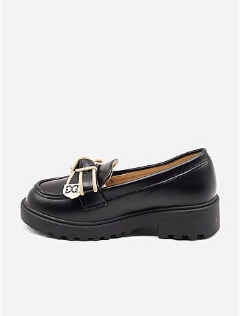 Mocassins com laços