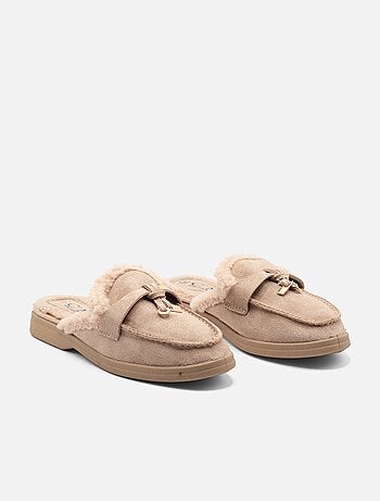Mocassins com pele sintética