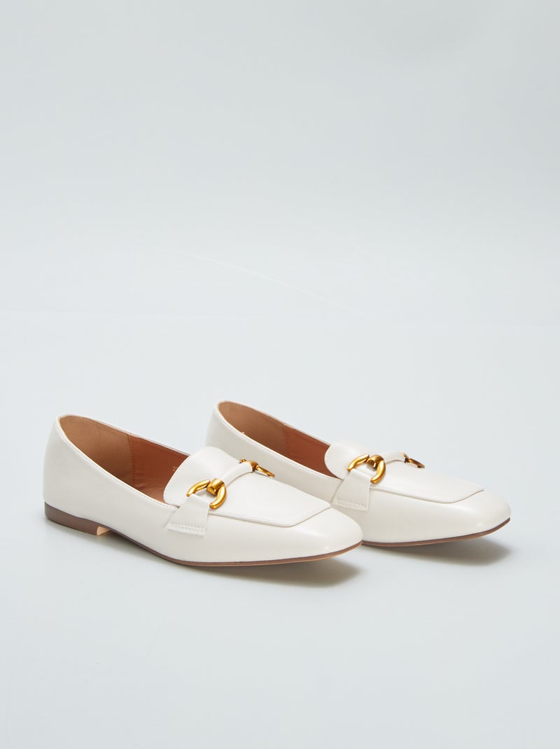 Mocassins com tiras douradas Branco - Kiabi