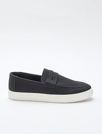 Mocassins em camurça