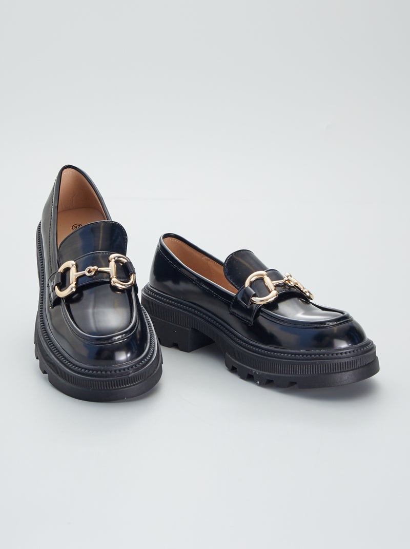 Mocassins em pele sintética com sola grossa Preto - Kiabi