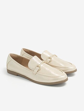 Mocassins envernizados