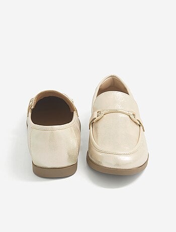 Mocassins envernizados
