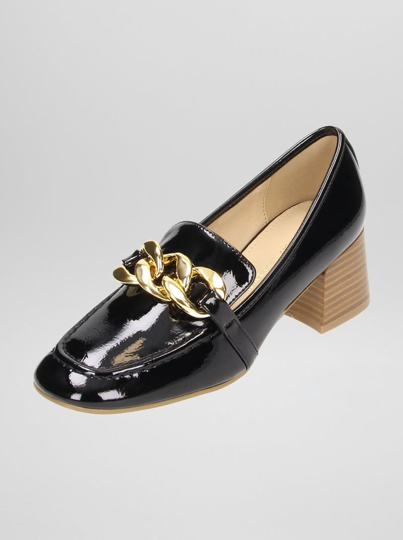 Mocassins envernizados com salto PRETO - Kiabi