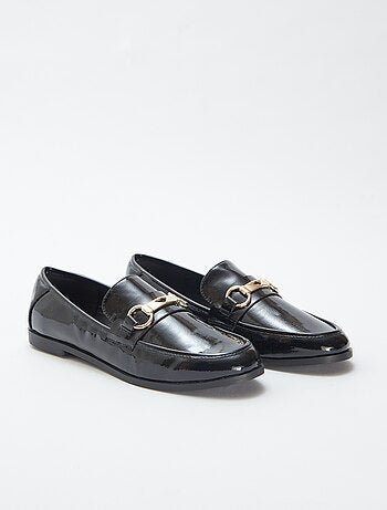 Mocassins rasos de verniz