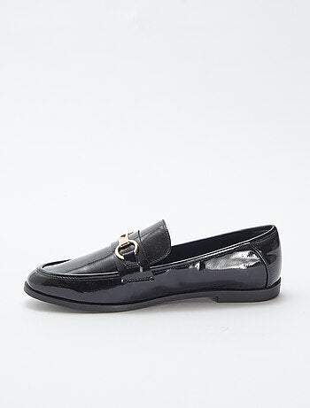Mocassins rasos de verniz